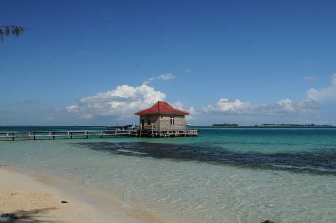 Semak Daun Beach, Seribu