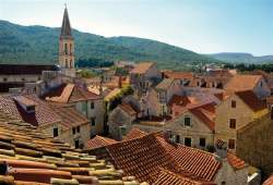 Stari Grad Plain